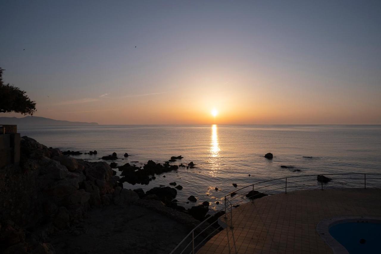 Hotel Voramar L' Escala 외부 사진